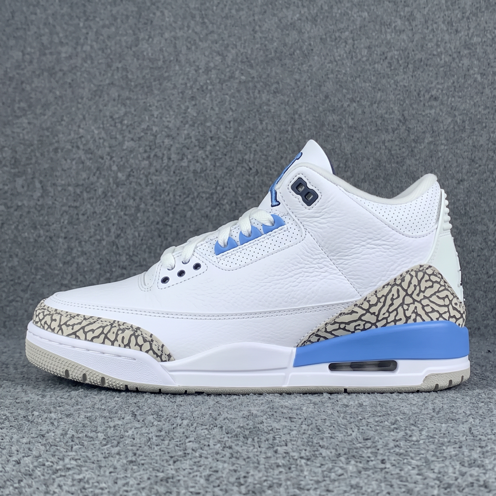 Air Jordan 3 Retro 'UNC'