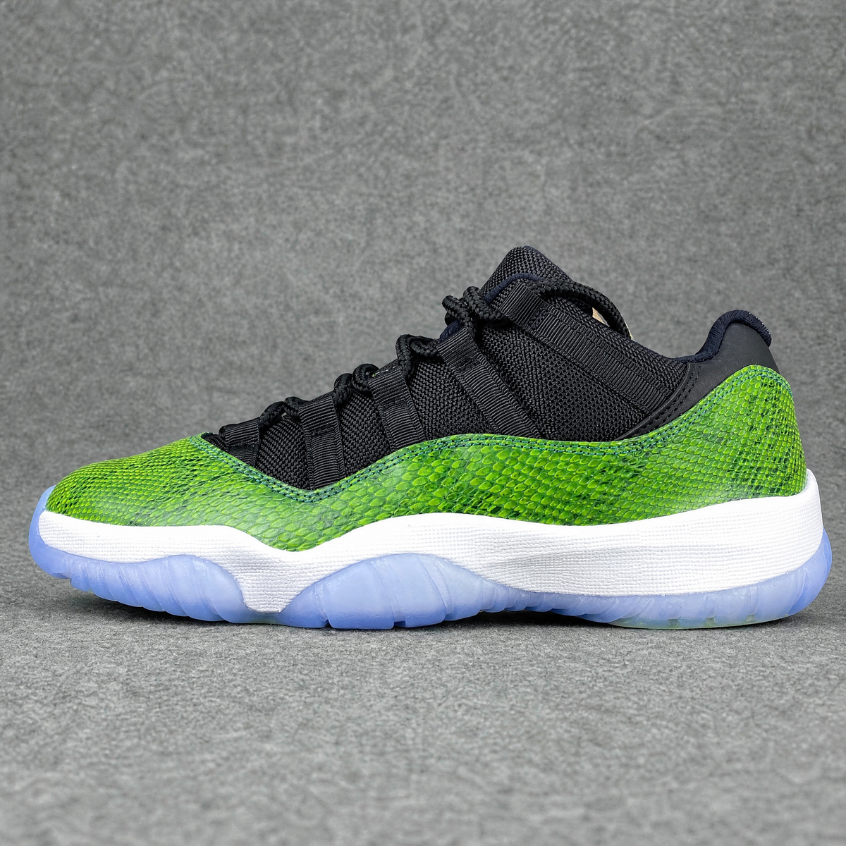 Air Jordan 11 Retro Low 'Snake'