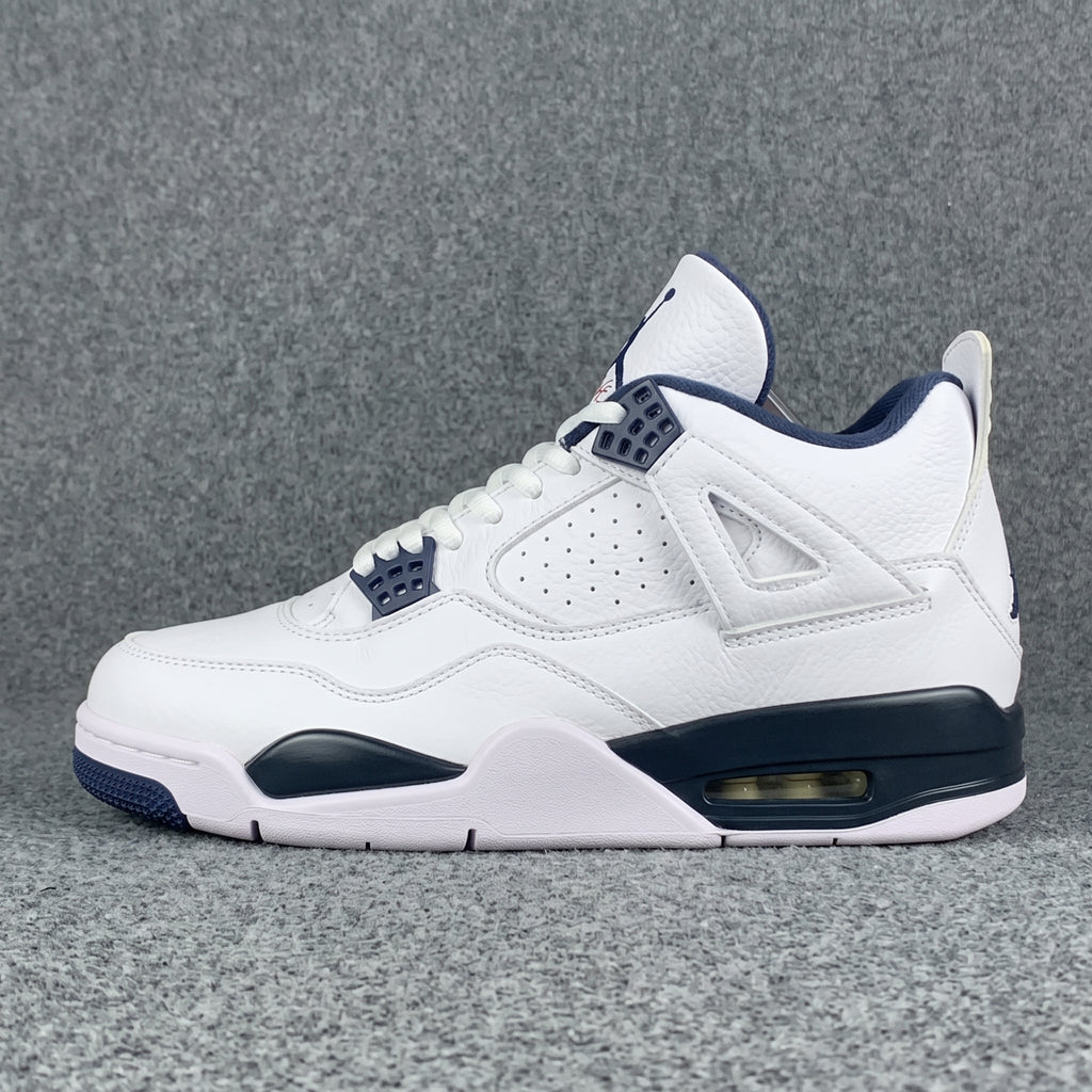 Air Jordan 4 Retro LS 'Columbia'