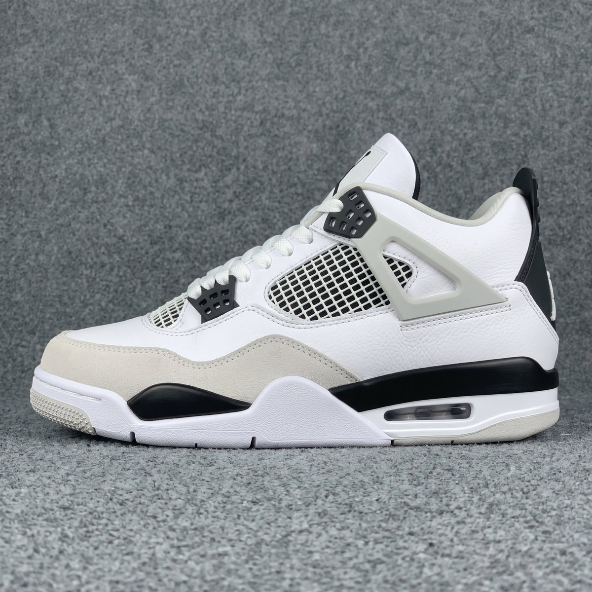 Air Jordan 4 Retro 'Military Black'