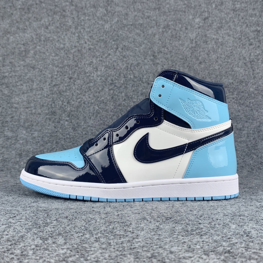 Wmns Air Jordan 1 Retro High OG 'Blue Chill'